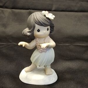 Precious Moments Happt Hula Days Figurine